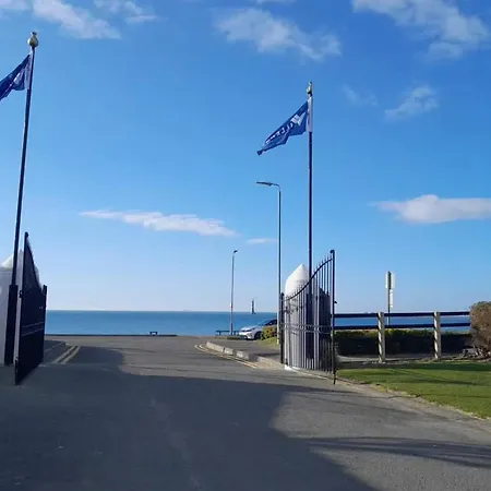 Caravan To Rent In Crainfield Bay *